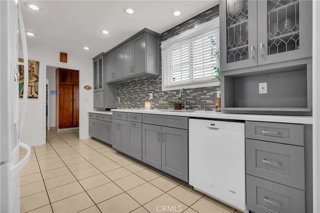 $1,375,000 | 16822 Ardmore Avenue, Bellflower, CA 90706