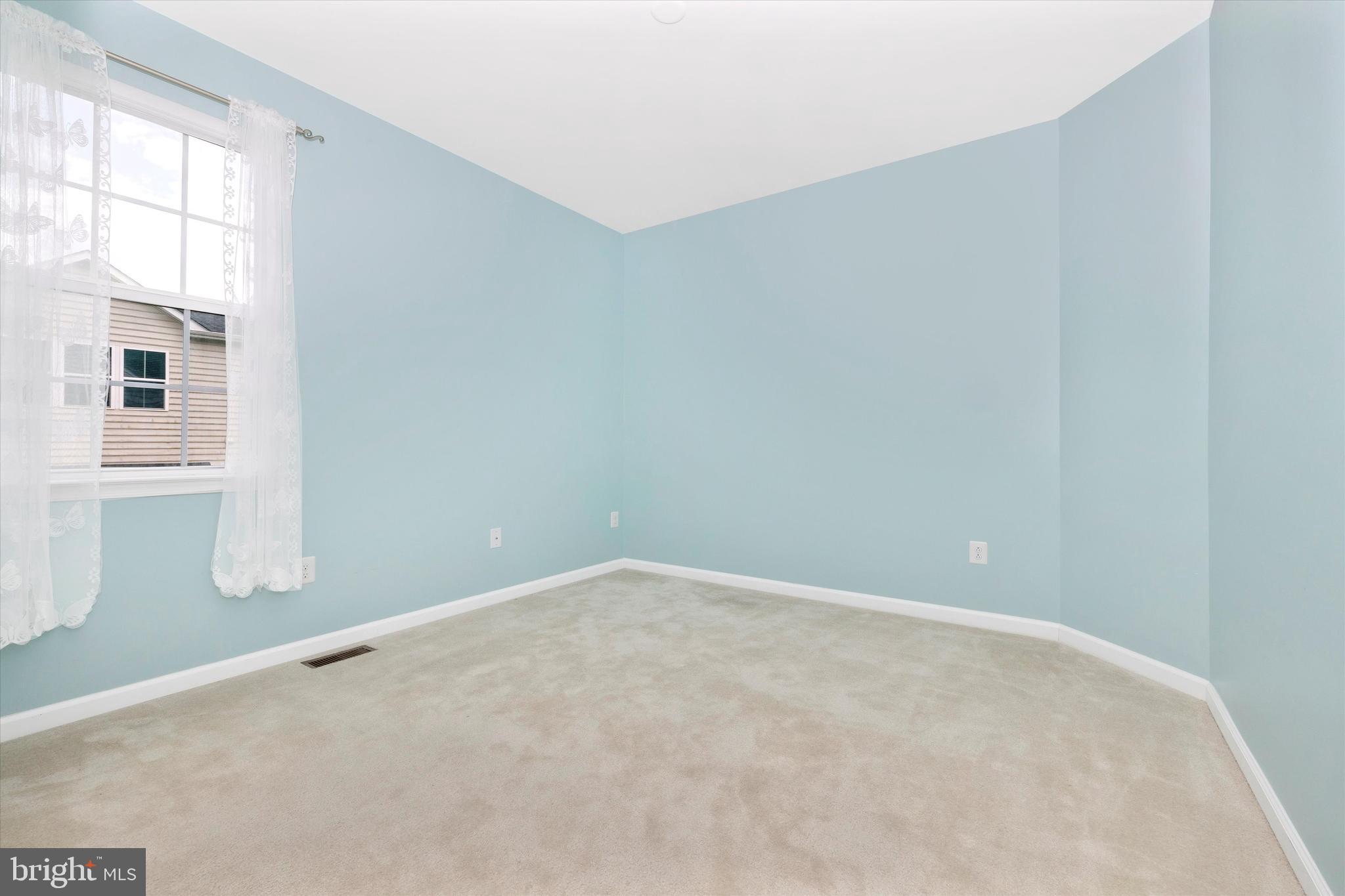 4710 De Invierno Way Mount Airy, MD 21771 - Photo 22 of 37 Third Main Level Bedroom