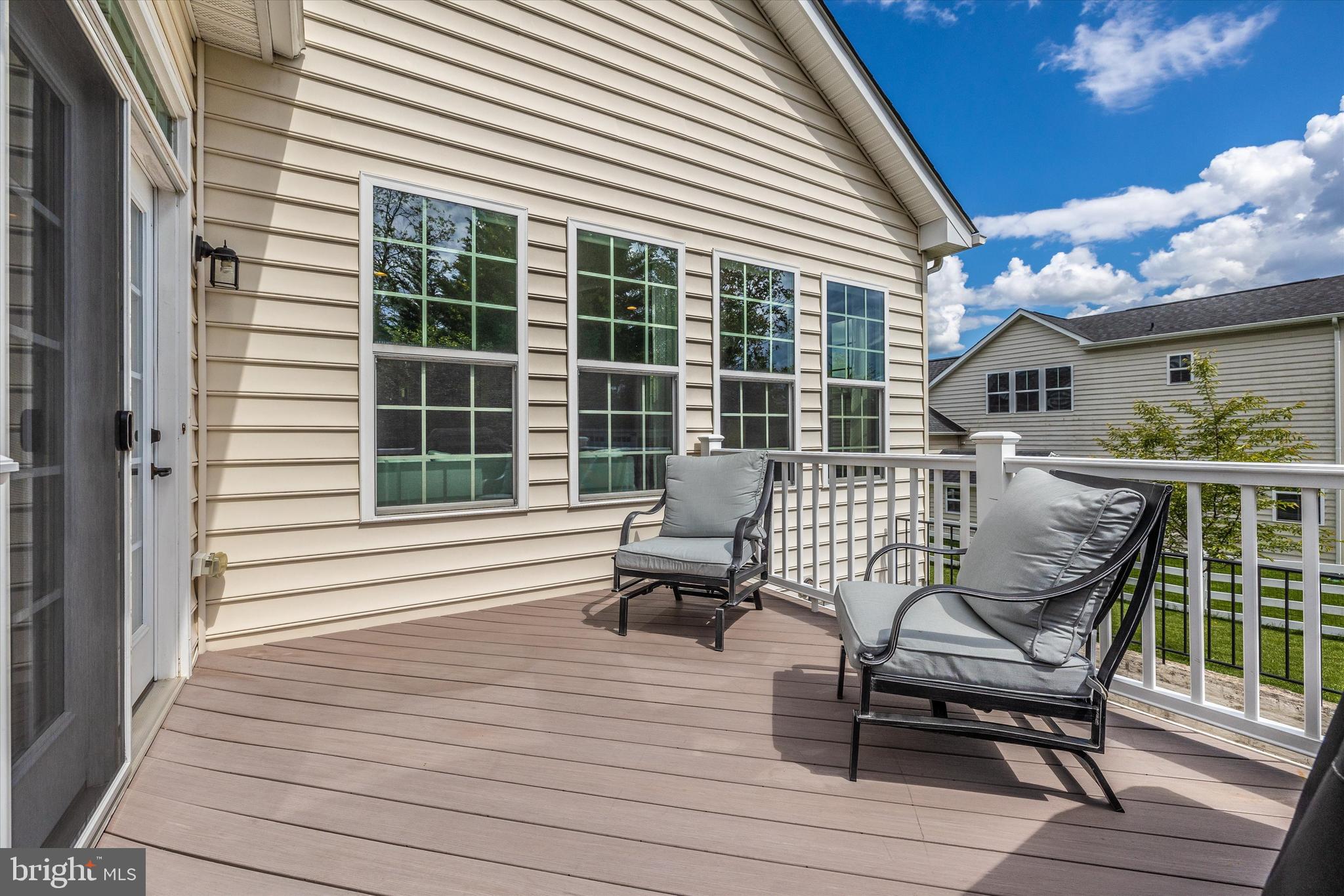 4710 De Invierno Way Mount Airy, MD 21771 - Photo 31 of 37 Rear Deck