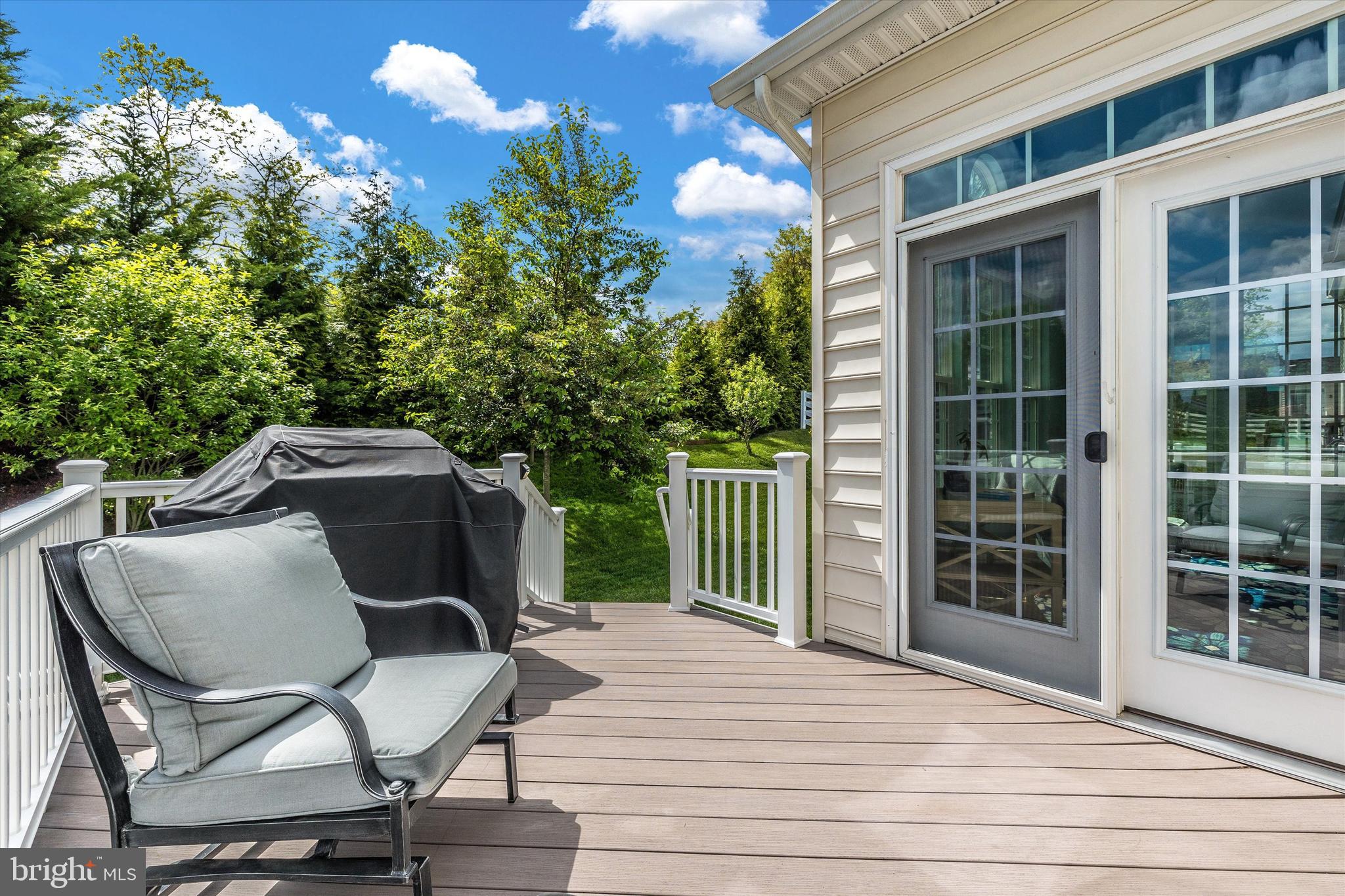 4710 De Invierno Way Mount Airy, MD 21771 - Photo 32 of 37 Rear Deck