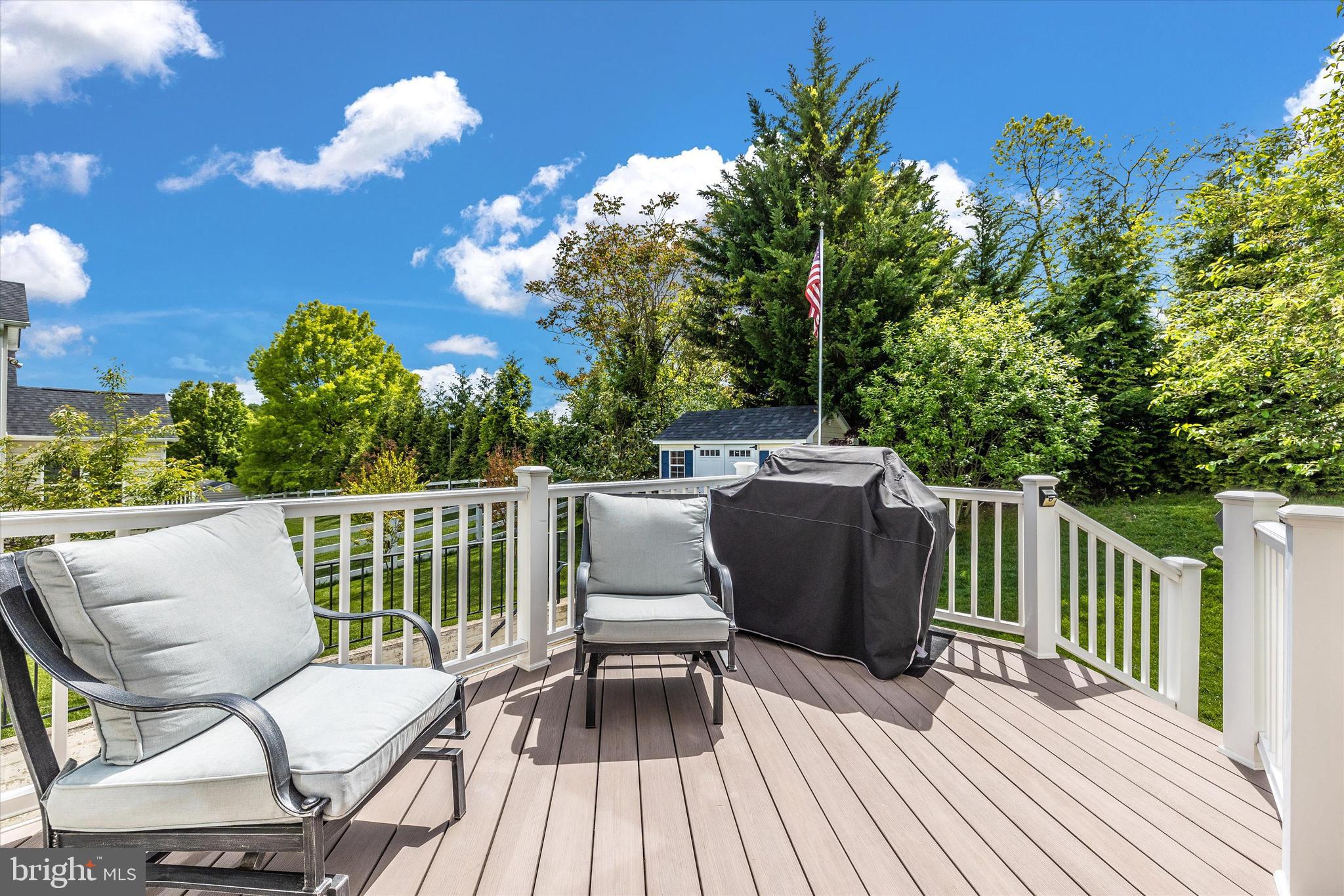 4710 De Invierno Way Mount Airy, MD 21771 - Photo 33 of 37 Rear Deck