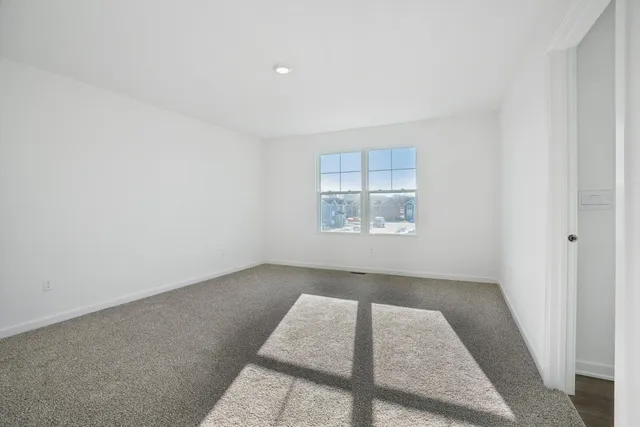 $477,990 | 7038 Oakmont Road, Mount Pleasant, WI 53403