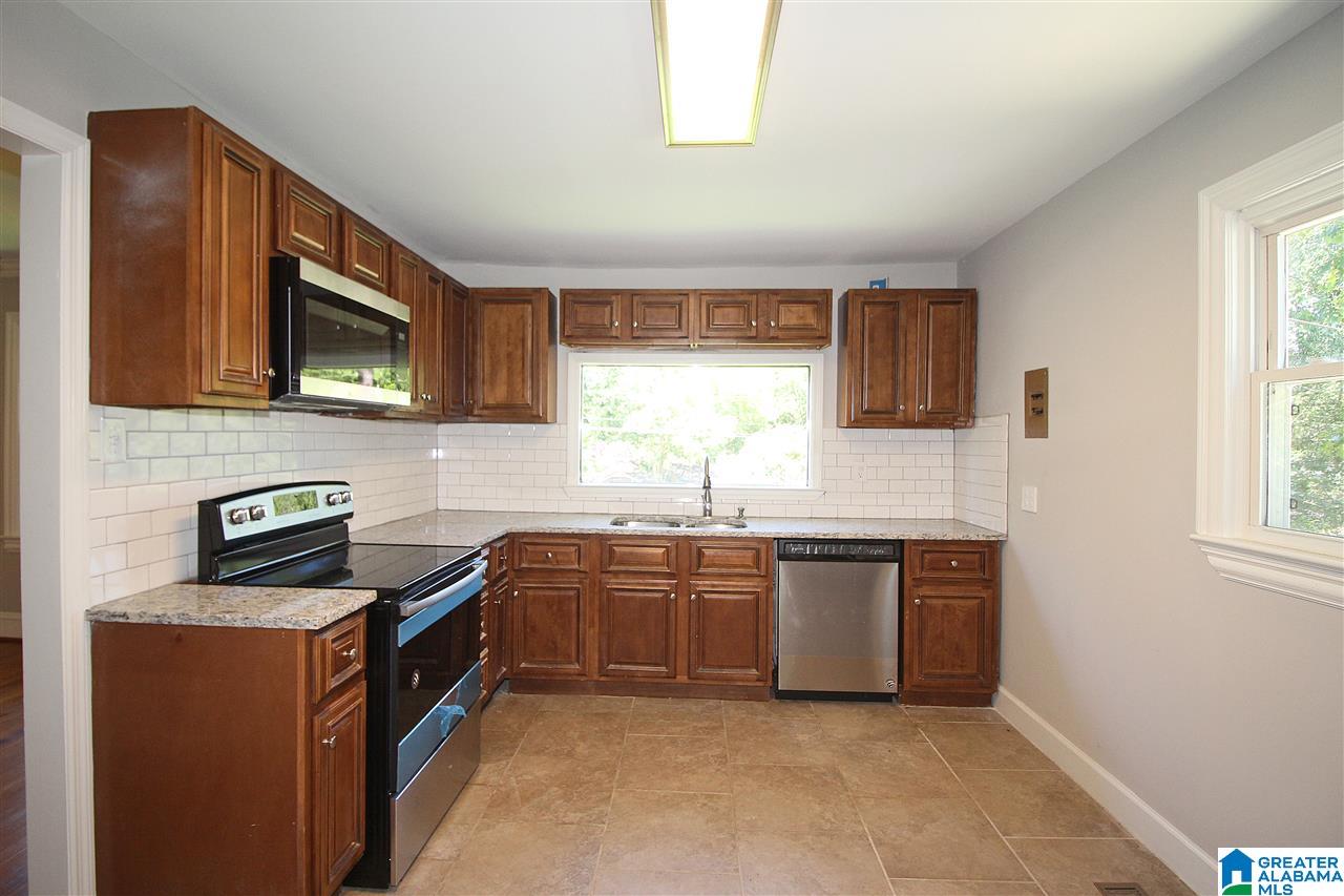 453 Exeter Drive Birmingham, AL 35206 - Photo 12 of 34