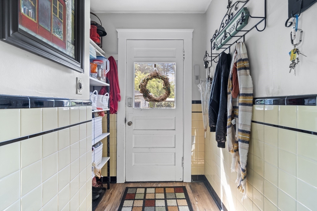 74 Richardson Road Lynn, MA 01904 - Photo 16 of 28 Gallery Image 16