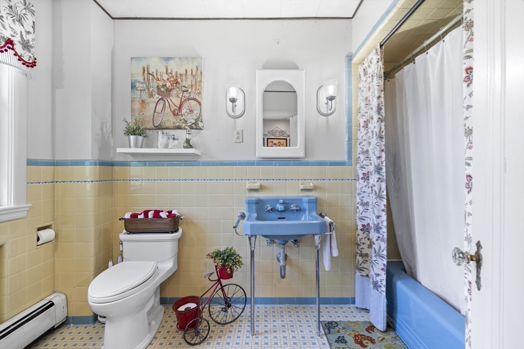 74 Richardson Road Lynn, MA 01904 - Photo 23 of 28 Gallery Image 23