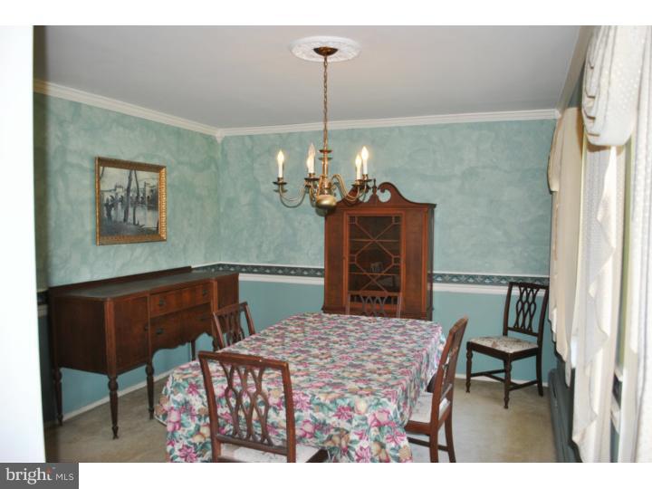 21 Woodridge Road Thornton, PA 19373 - Photo 4 of 20 Gallery Image 4