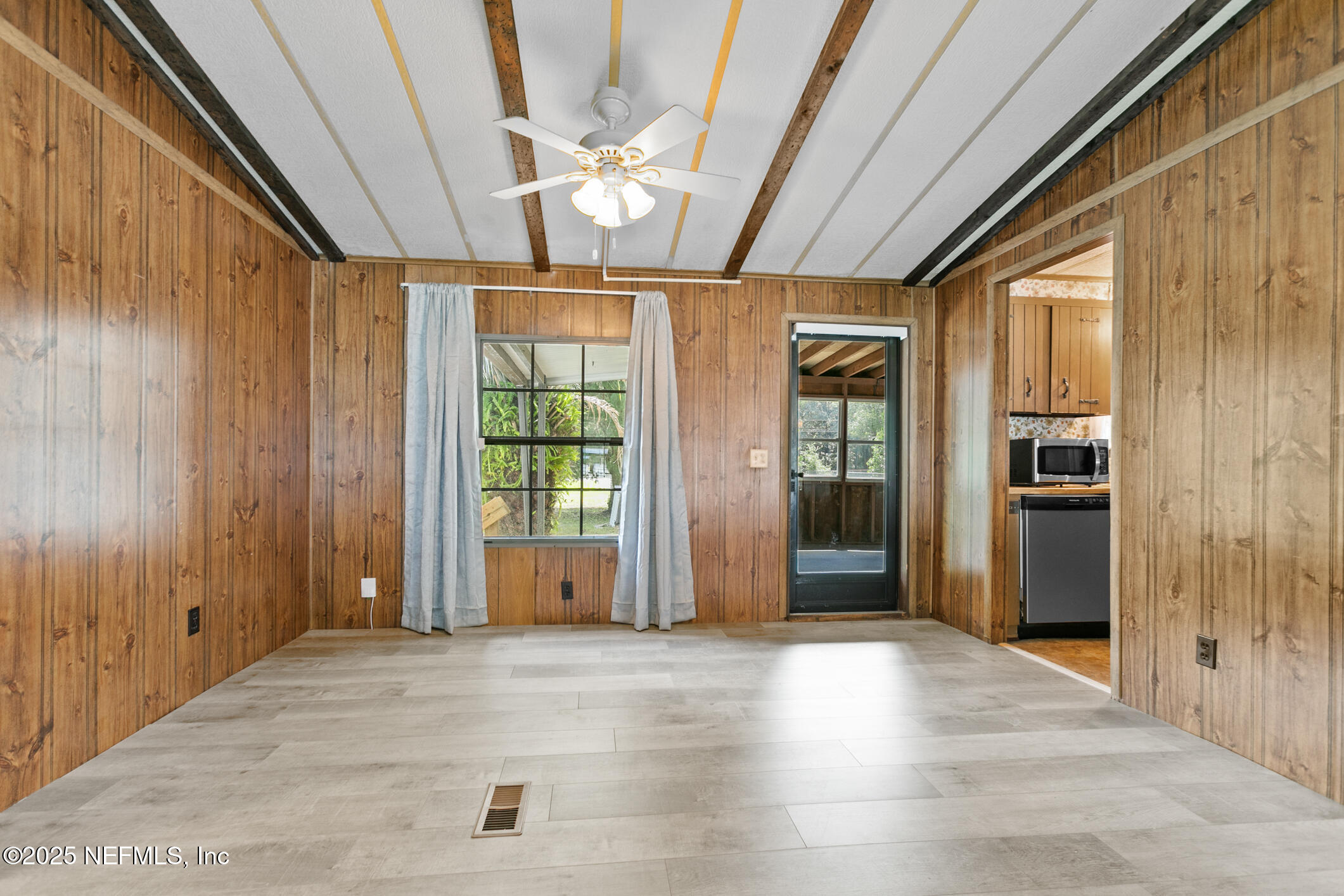 85189 Dick King Road Yulee, FL 32097 - Photo 14 of 62 Dining Area