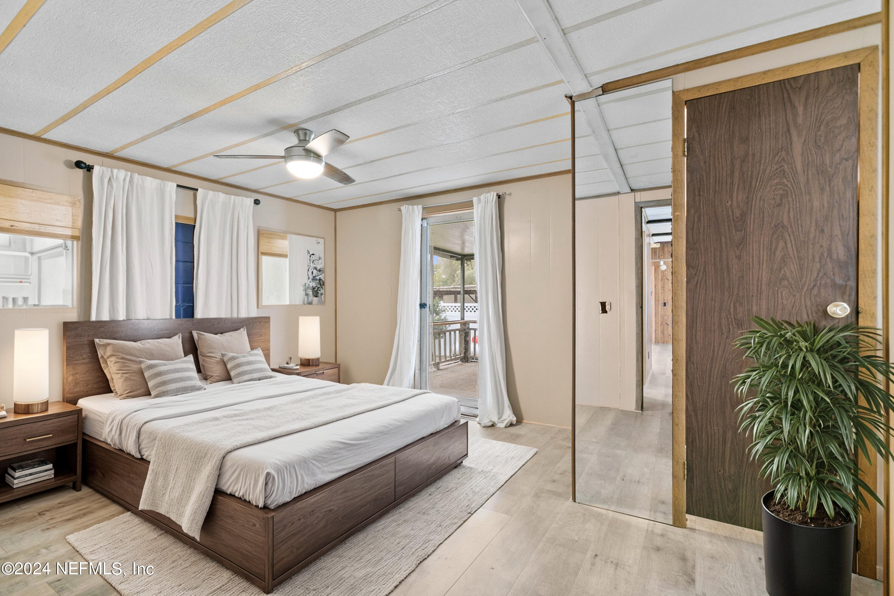 85189 Dick King Road Yulee, FL 32097 - Photo 20 of 62 Virtually Staged Owner's Suite