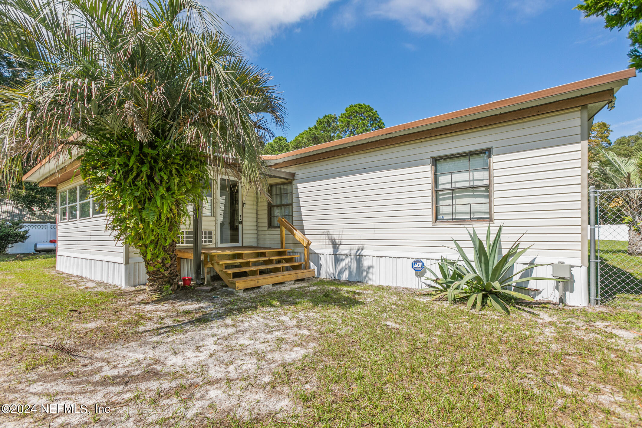 85189 Dick King Road Yulee, FL 32097 - Photo 2 of 62 Front of the Home