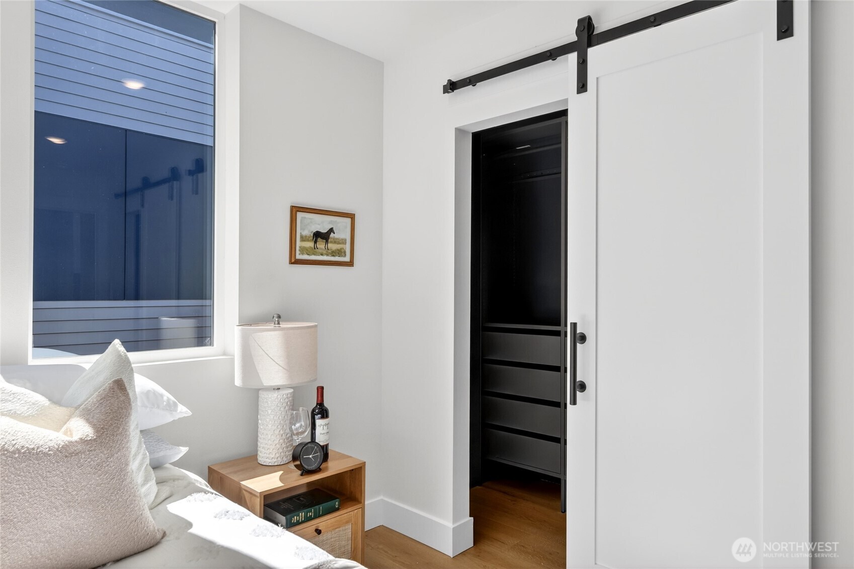 6318 41st Avenue Southwest, Unit D Seattle, WA 98136 - Photo 15 of 31