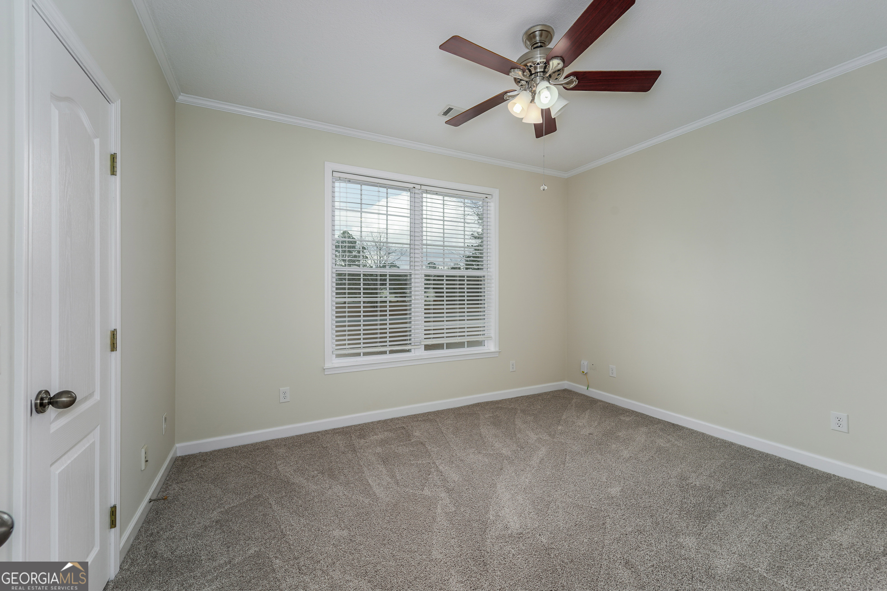 4023 Redstone Circle Blackshear, GA 31516 - Photo 20 of 27 a view of an empty room with a window
