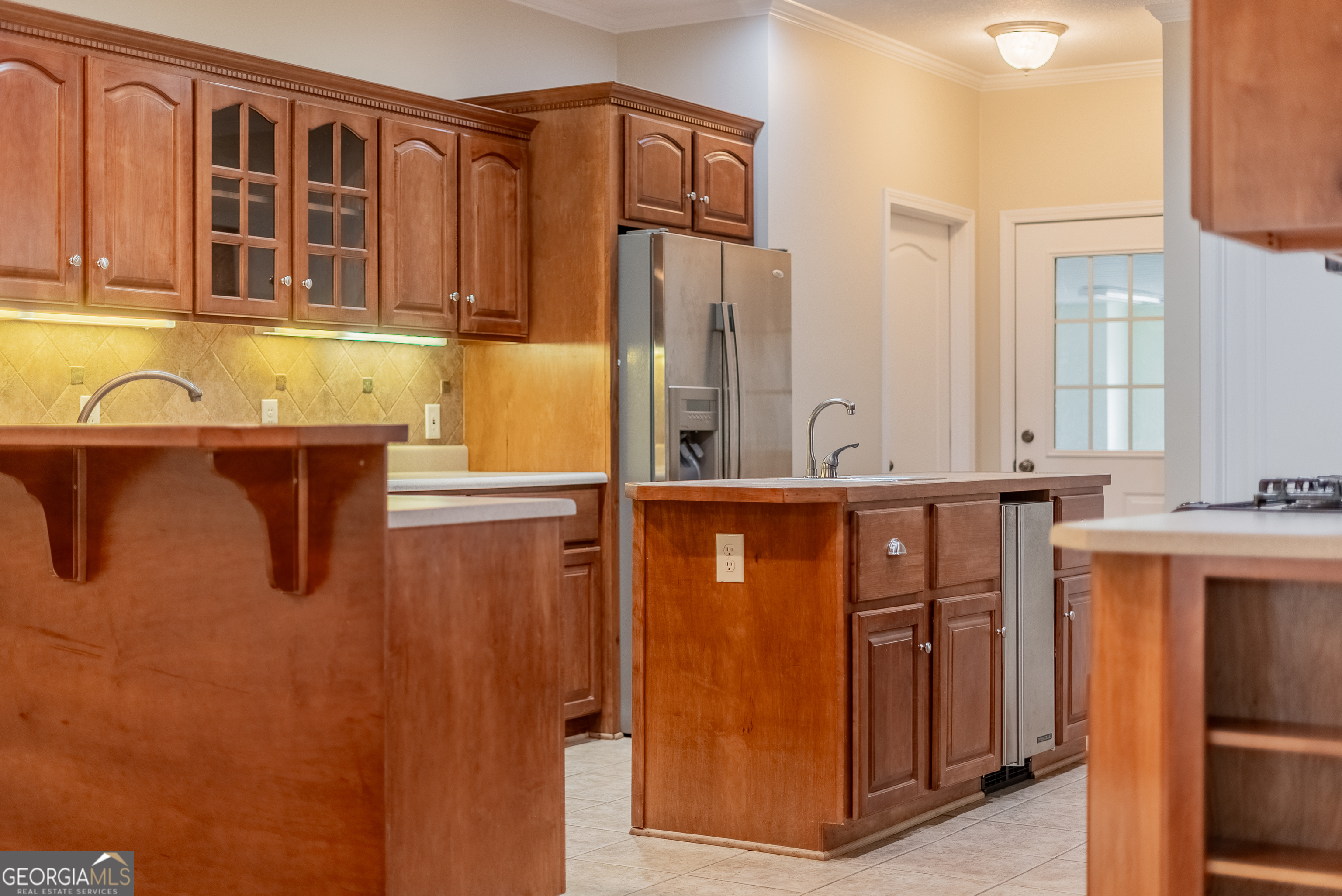 4023 Redstone Circle Blackshear, GA 31516 - Photo 8 of 27 a bathroom with a tub and a sink