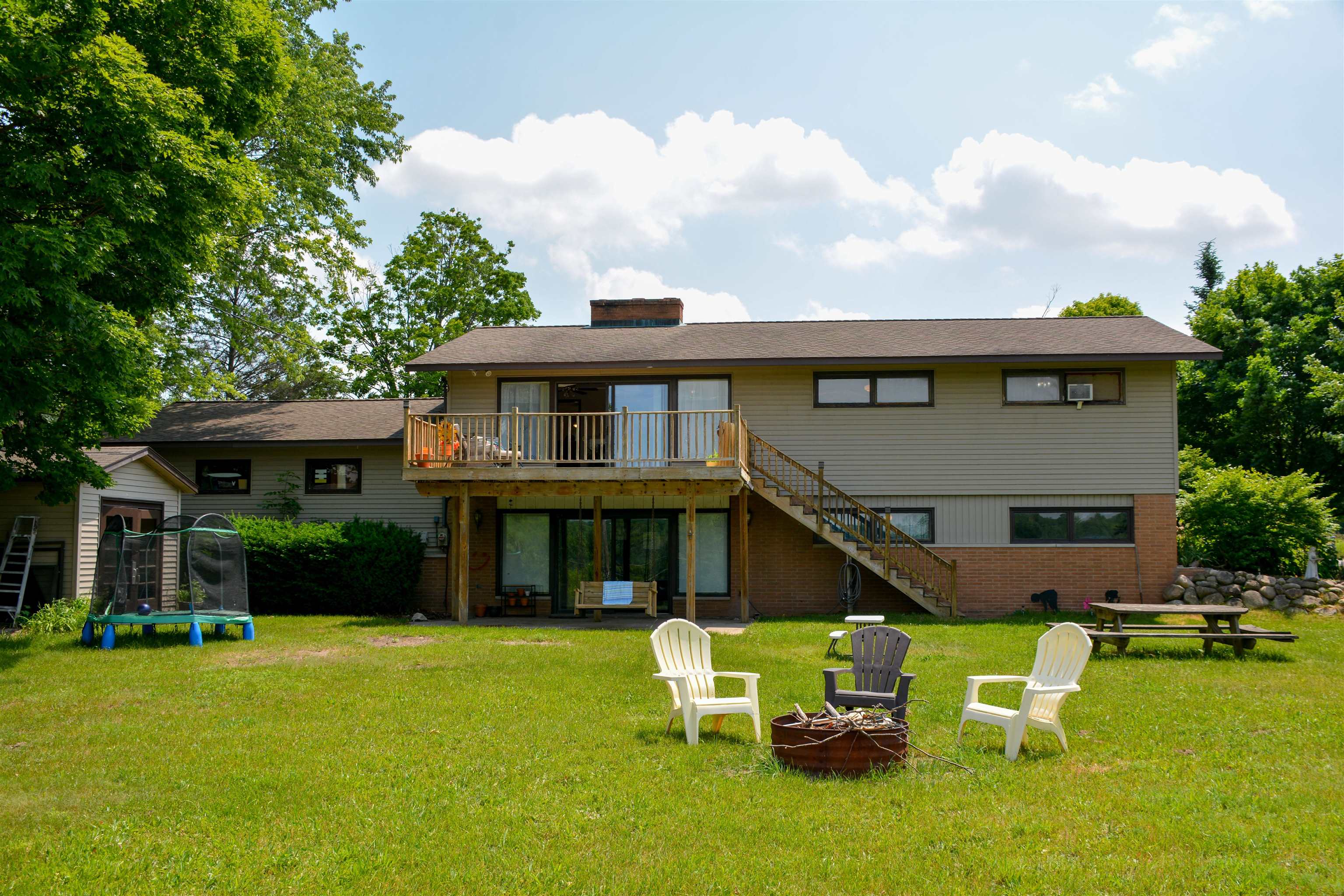 359 North Keystone Road Traverse City, MI 49696 - Photo 13 of 54