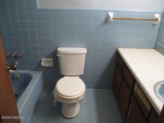 923 Chappell Mill Road Montrose, GA 31065 - Photo 14 of 21 a white toilet sitting next to a white sink