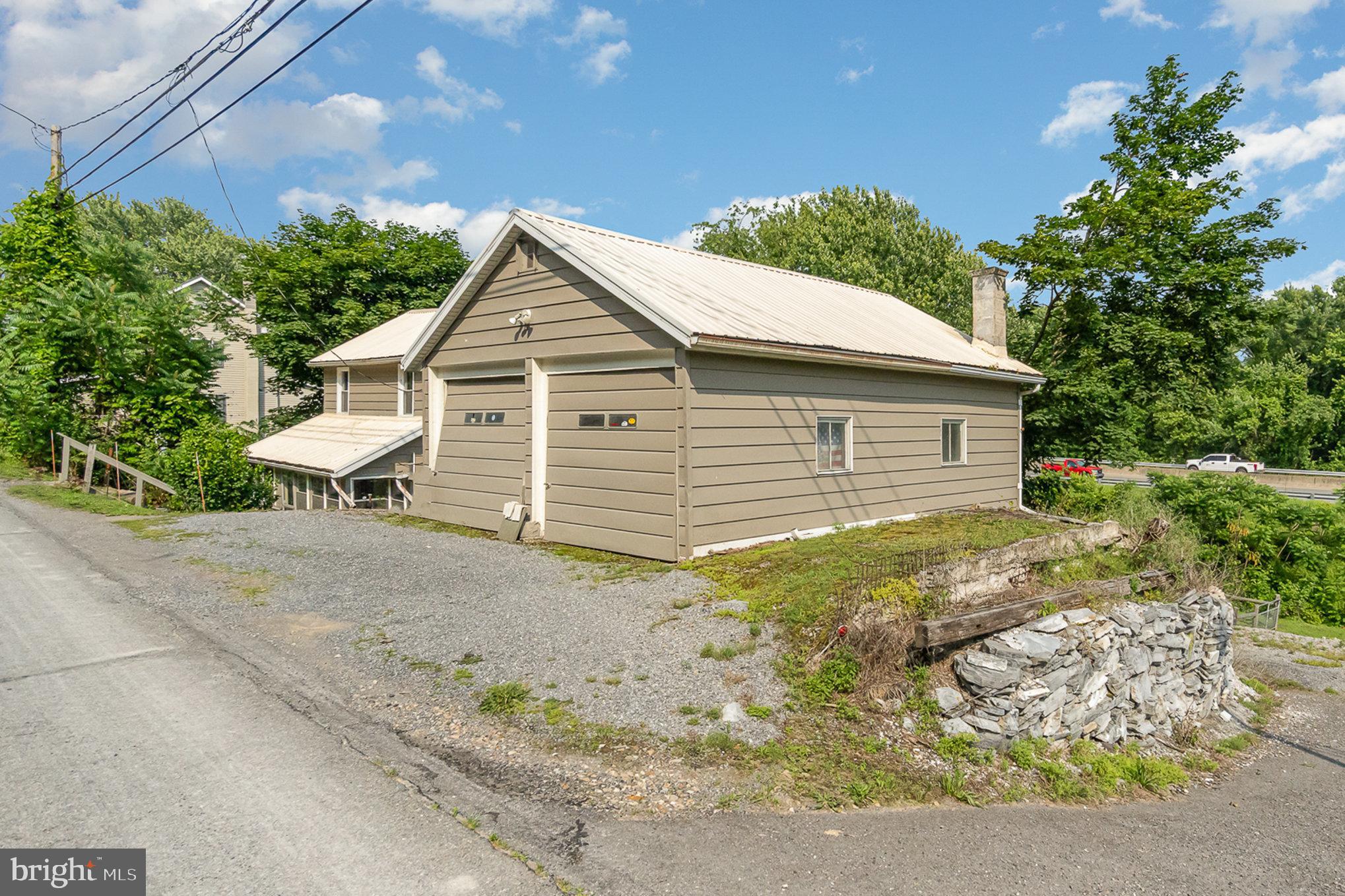747 Old Rte 15 Port Trevorton, PA 17864 - Photo 3 of 28 Gallery Image 3