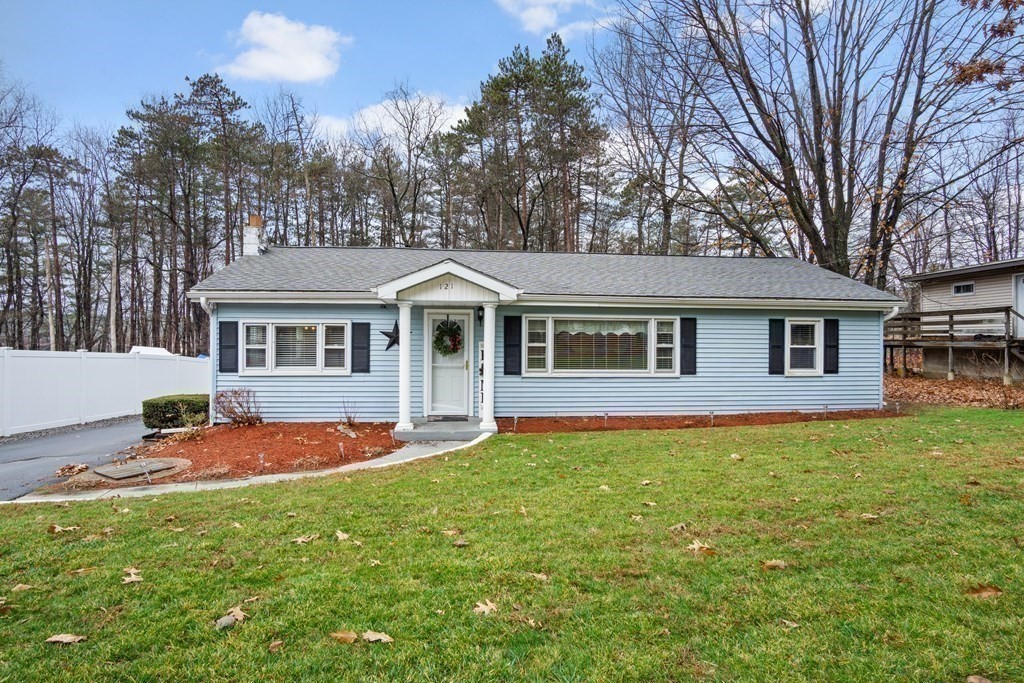 121 South Row Road Lunenburg, MA 01462 - Photo 1 of 28