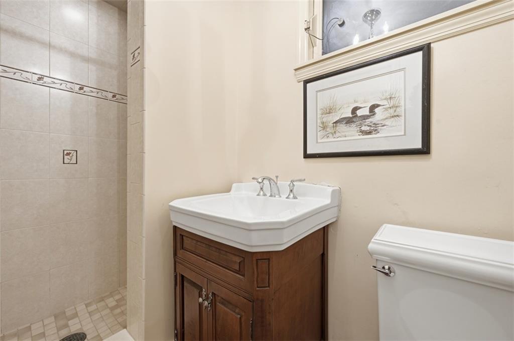 144 Springhouse Lane Pittsburgh, PA 15238 - Photo 33 of 49 Full bathroom in lower level