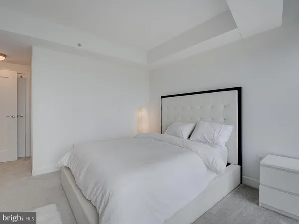 $4,250 | 1111 19th Street North, Unit 1509, Arlington, VA 22209