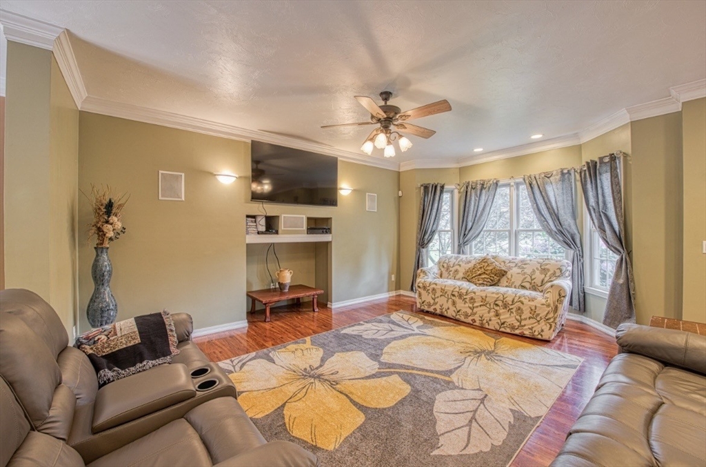 6 Mohawk Road Raynham, MA 02767 - Photo 11 of 41