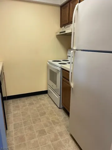 $2,000 | 2107 Ravens Crest Drive, Plainsboro, NJ 08536