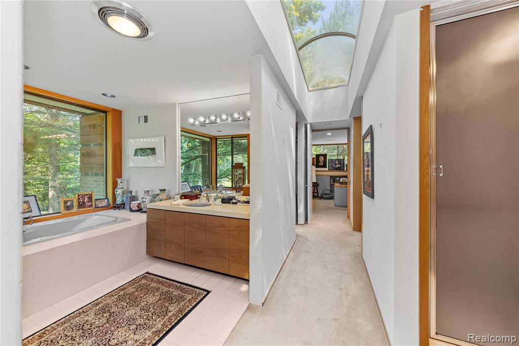 5035 Ponvalley Road Bloomfield Hills, MI 48302 - Photo 23 of 68 Gallery Image 23