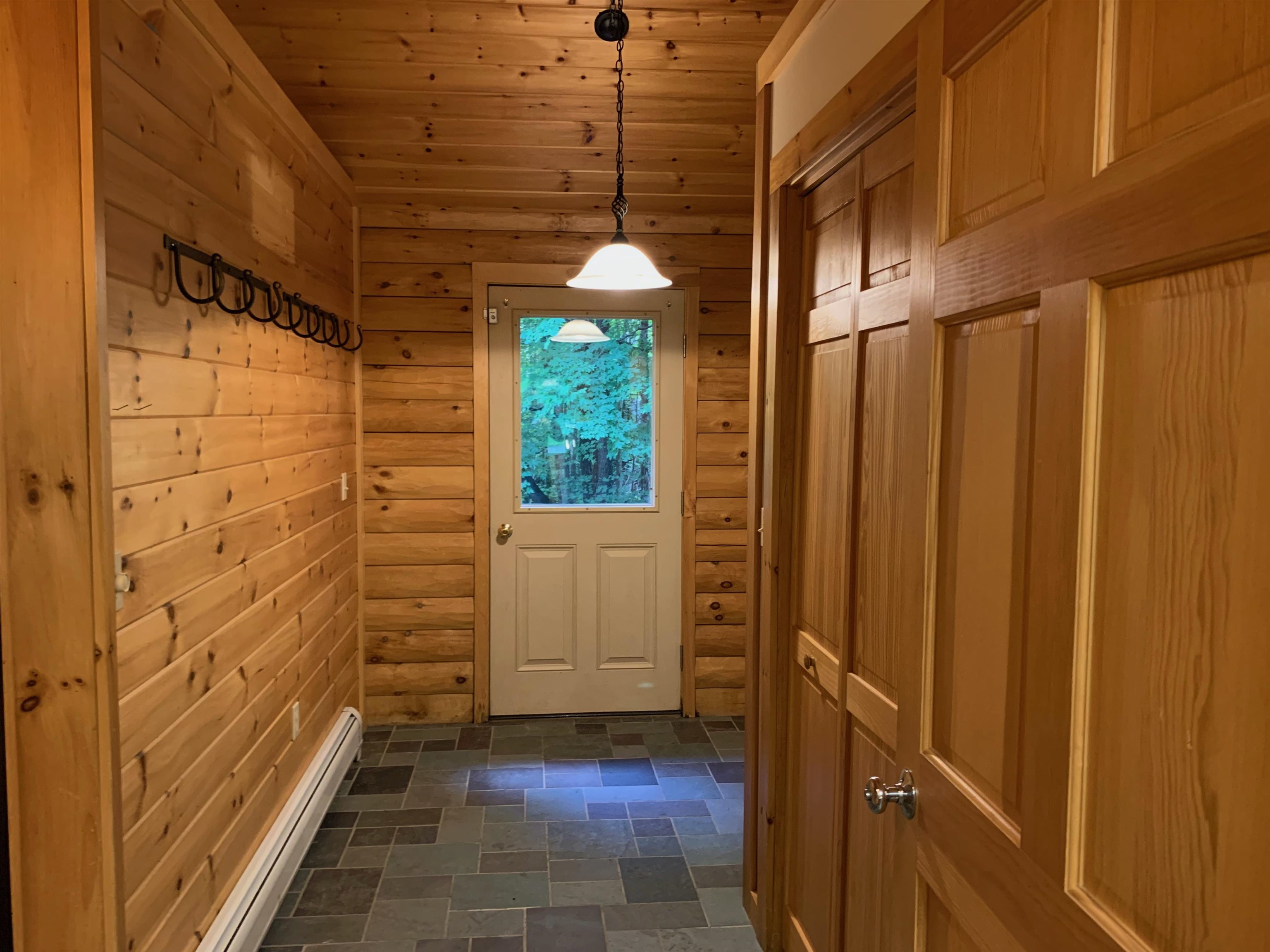 418 Fletcher Hill Road Woodstock, VT 05071 - Photo 5 of 40 Gallery Image 5