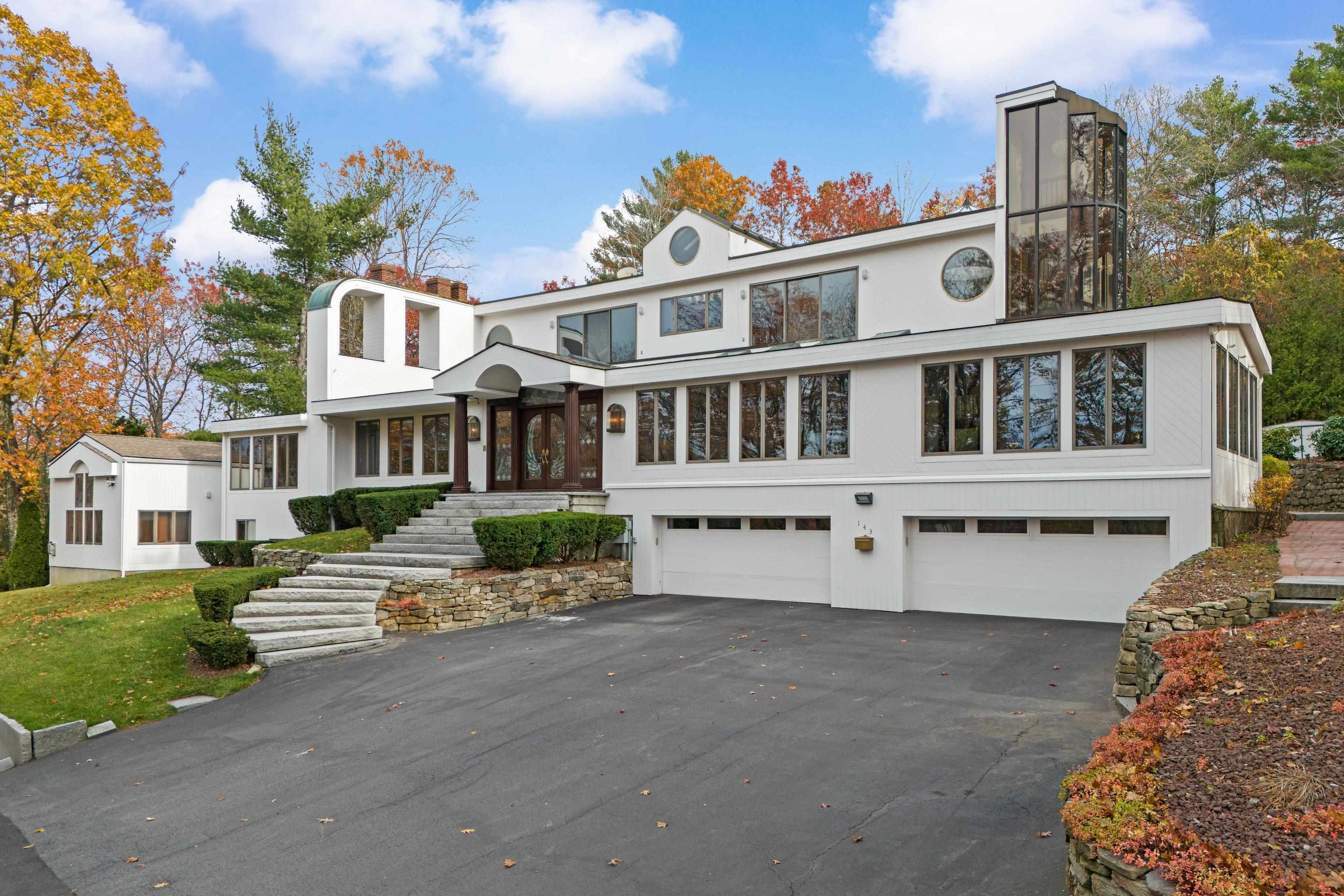 143 High Ridge Road Manchester, NH 03104 - Photo 2 of 60