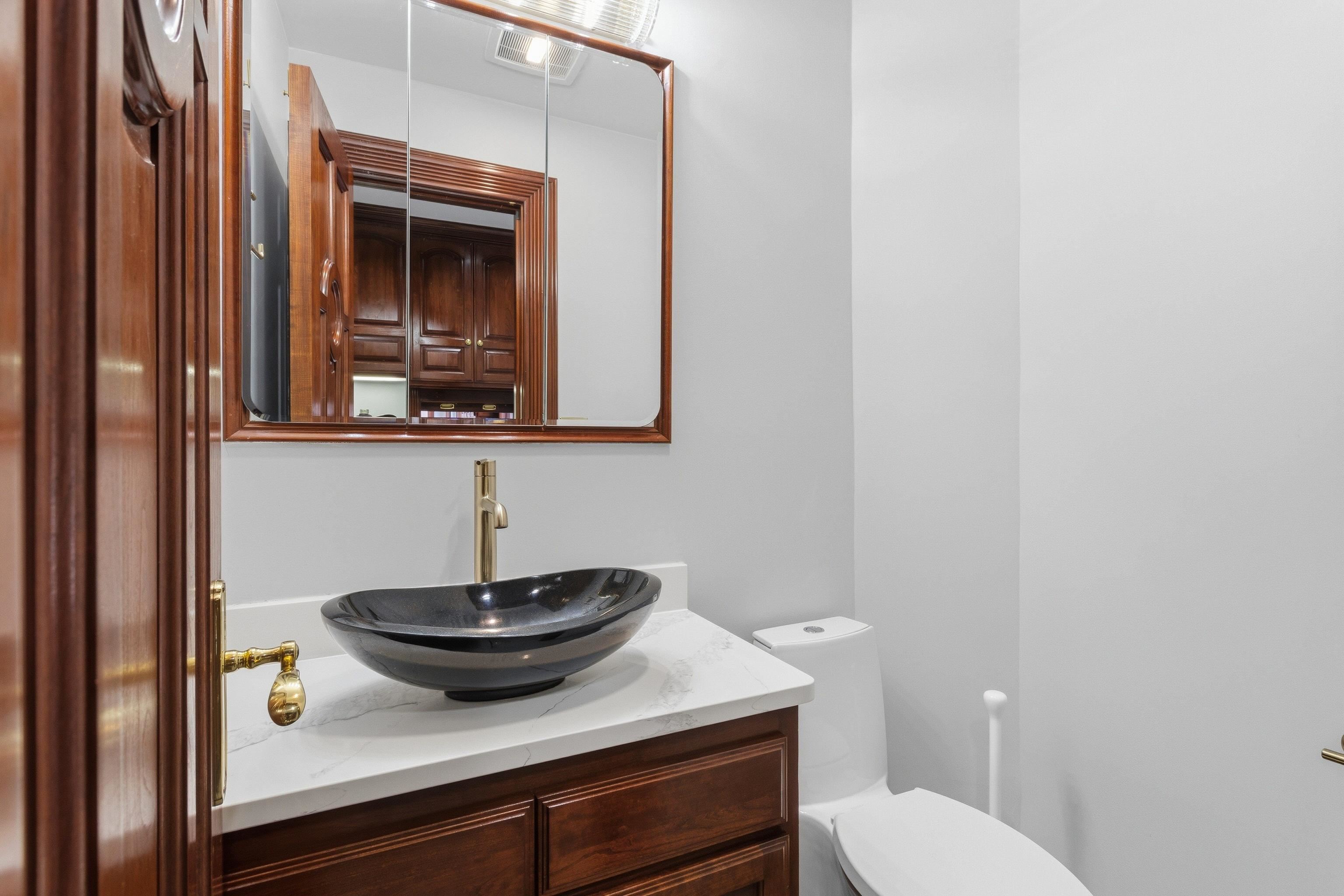 143 High Ridge Road Manchester, NH 03104 - Photo 21 of 60