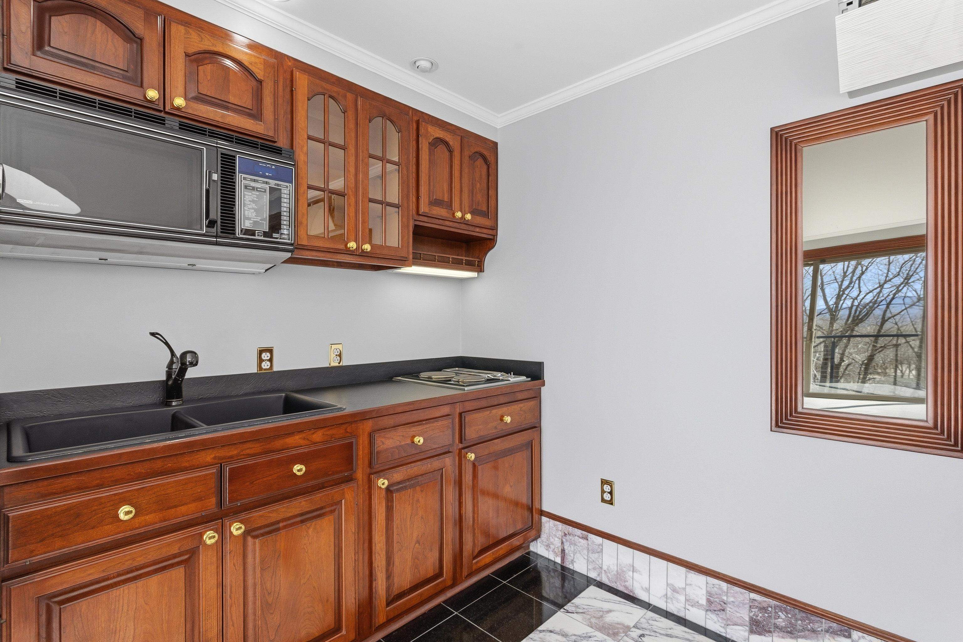 143 High Ridge Road Manchester, NH 03104 - Photo 34 of 60