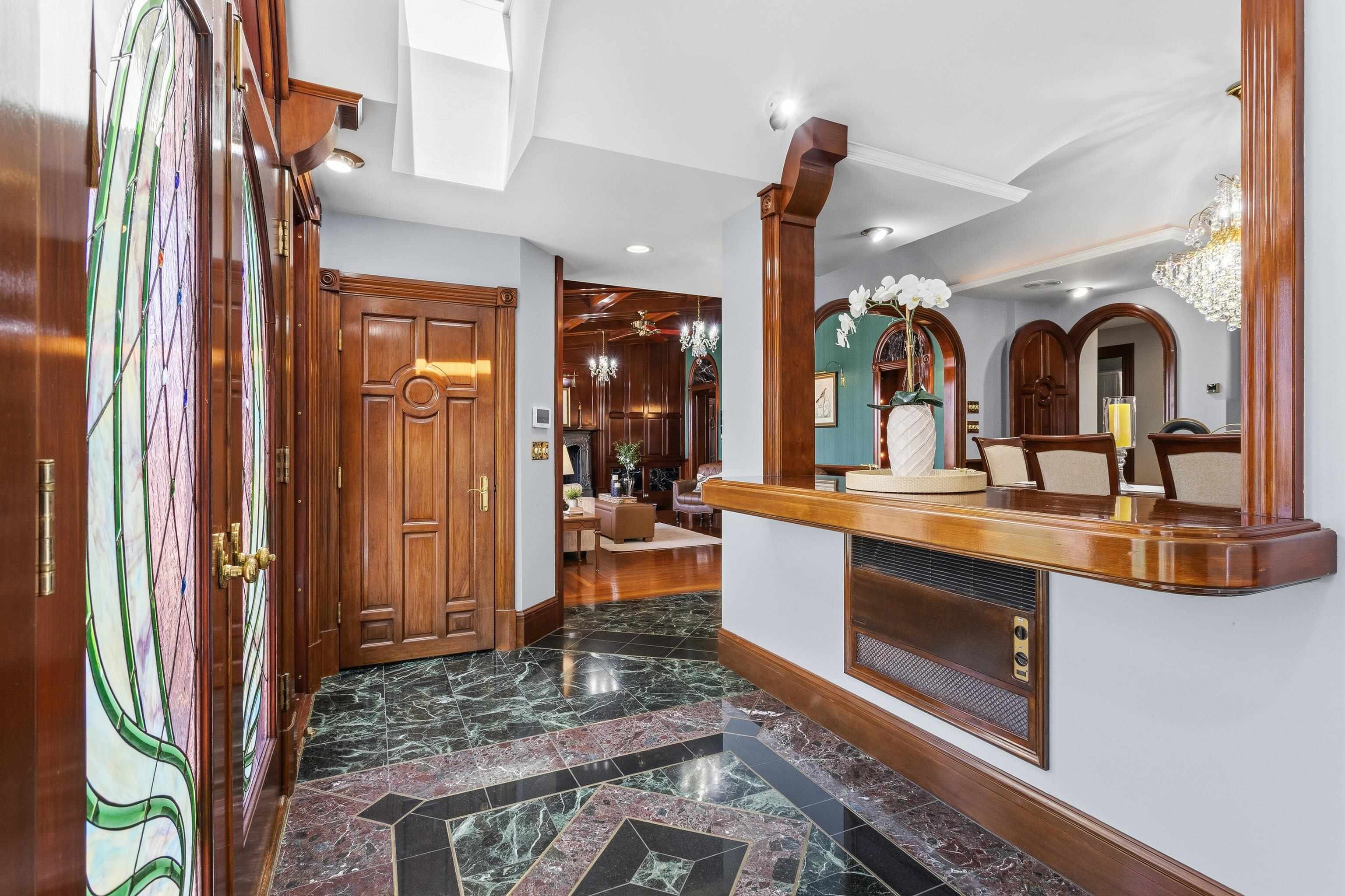 143 High Ridge Road Manchester, NH 03104 - Photo 7 of 60