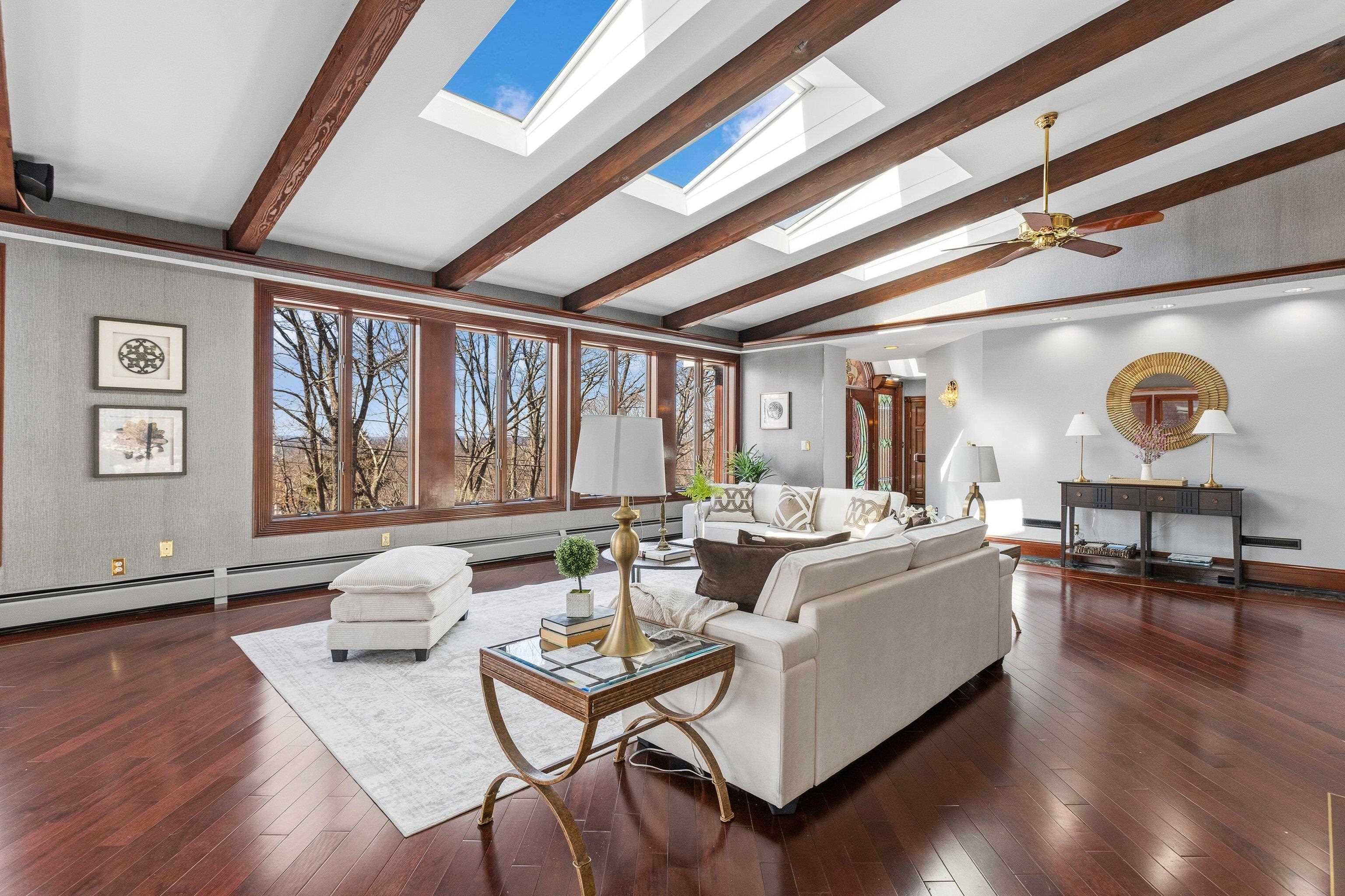 143 High Ridge Road Manchester, NH 03104 - Photo 10 of 60