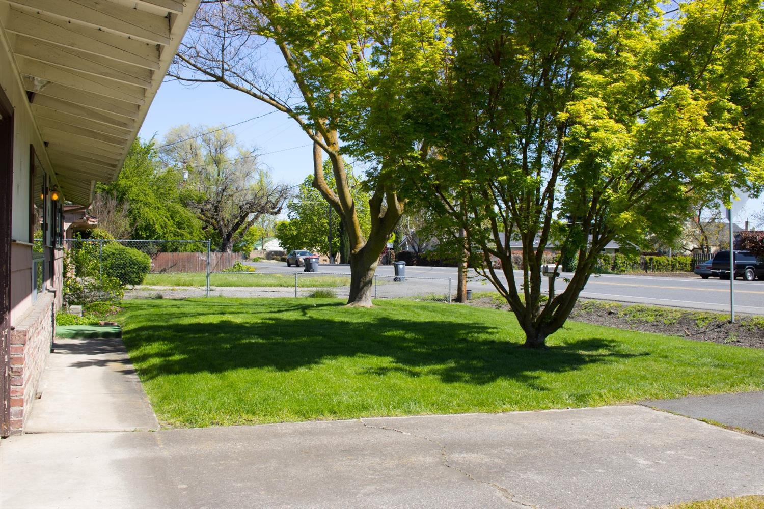 2613 Table Rock Road Medford, OR 97501 - Photo 16 of 23 a view of a park with large trees