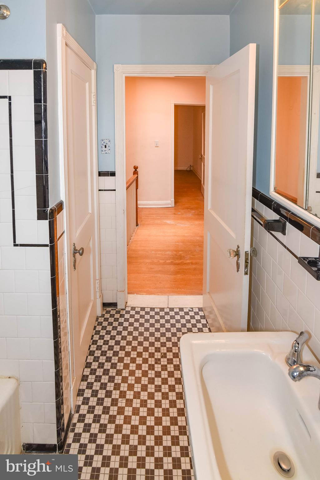 4639 Harcourt Road Baltimore, MD 21214 - Photo 38 of 51