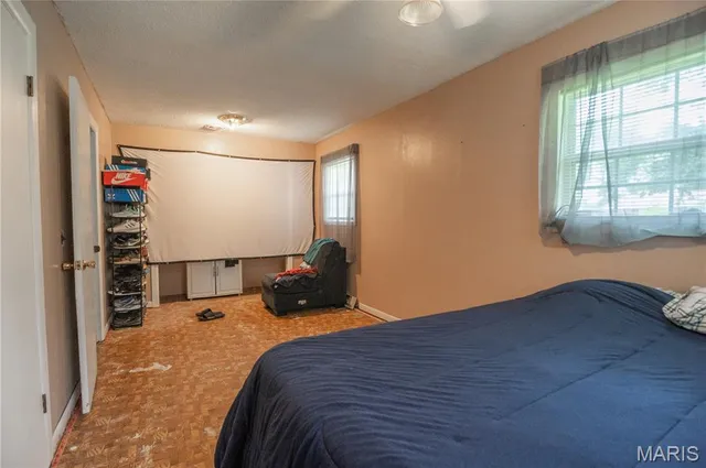 $110,000 | 39352 West Sue Drive, Malden, MO 63863