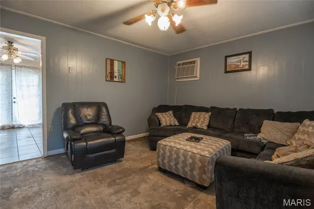 $110,000 | 39352 West Sue Drive, Malden, MO 63863