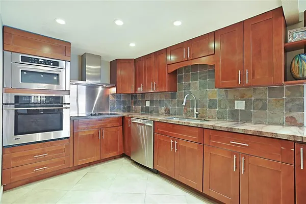 $5,000 | 2800 North Ocean Drive, Unit B9D, Singer Island, FL 33404