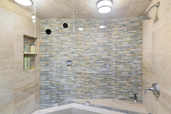 $5,000 | 2800 North Ocean Drive, Unit B9D, Singer Island, FL 33404