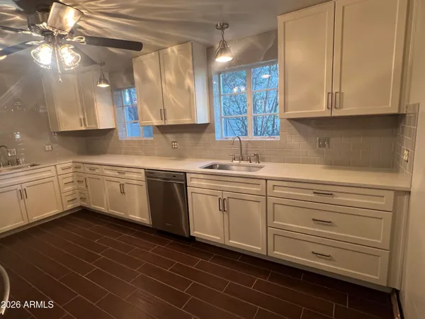 $3,350 | 3009 North 16th Avenue, Phoenix, AZ 85015