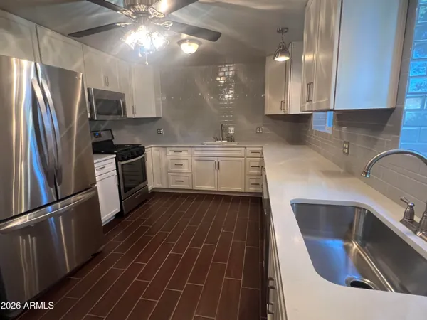 $3,350 | 3009 North 16th Avenue, Phoenix, AZ 85015