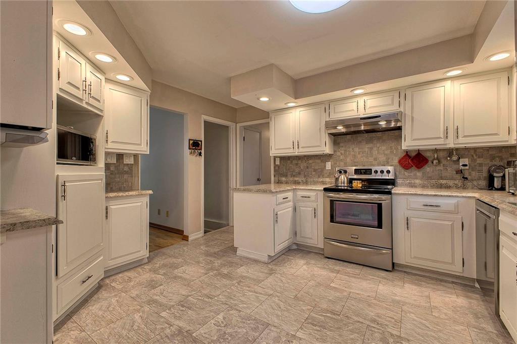2555 Warren Road Indiana, PA 15701 - Photo 23 of 42