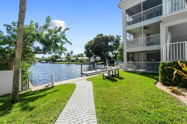 $2,275 | 1439 South Ocean Boulevard, Unit 215, Pompano Beach, FL 33062