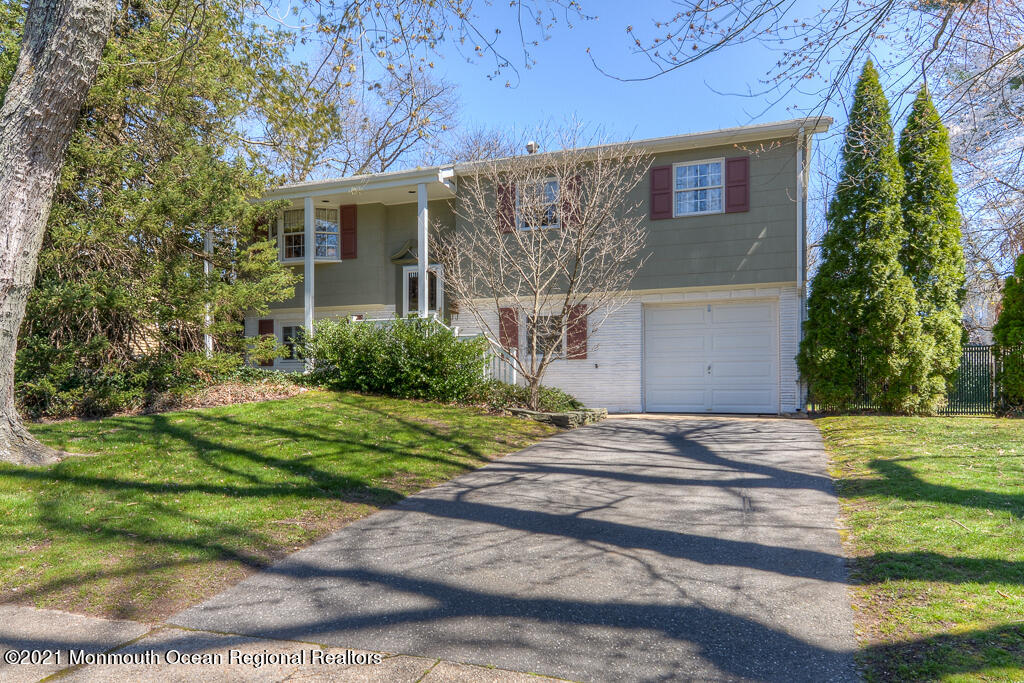 9 Neal Street Jackson, NJ 08527 - Photo 2 of 22 a view of a house with a yard