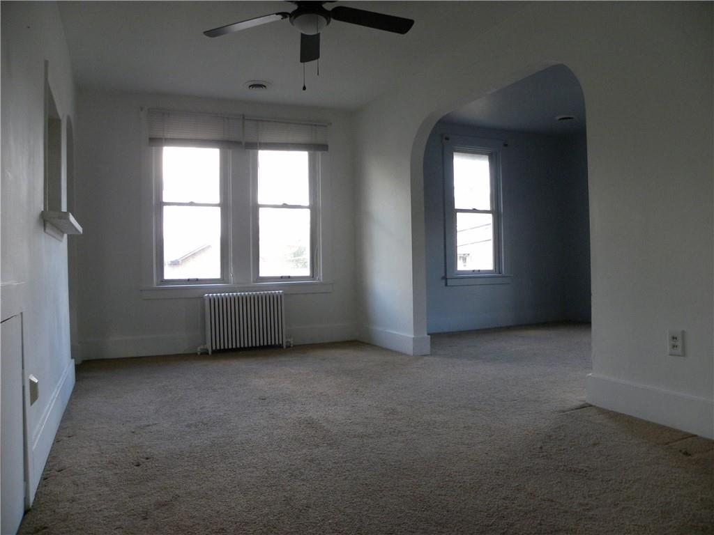 549 State Street Baden, PA 15005 - Photo 13 of 21 an empty room with a window