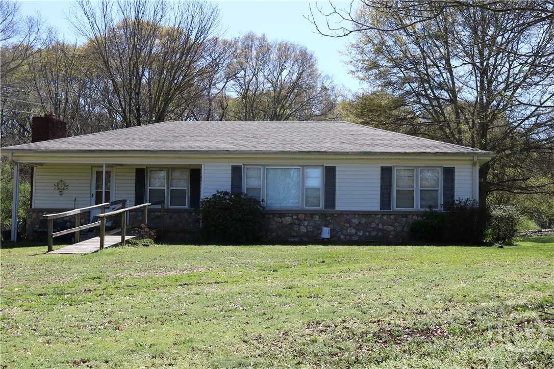 2139 Jones Chapel Shiloh Road Danielsville, GA 30633 - Photo 1 of 8