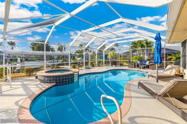 $520,000 | 4832 Triton Court West, Cape Coral, FL 33904