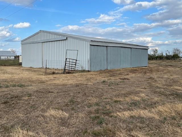 8573 Loop Road Bellville, TX 77418 - Photo 5 of 10