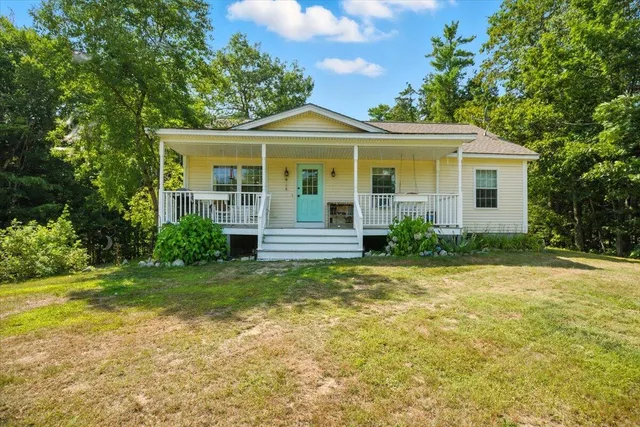 $490,000 | 432 Meadow Road, Casco, ME 04015