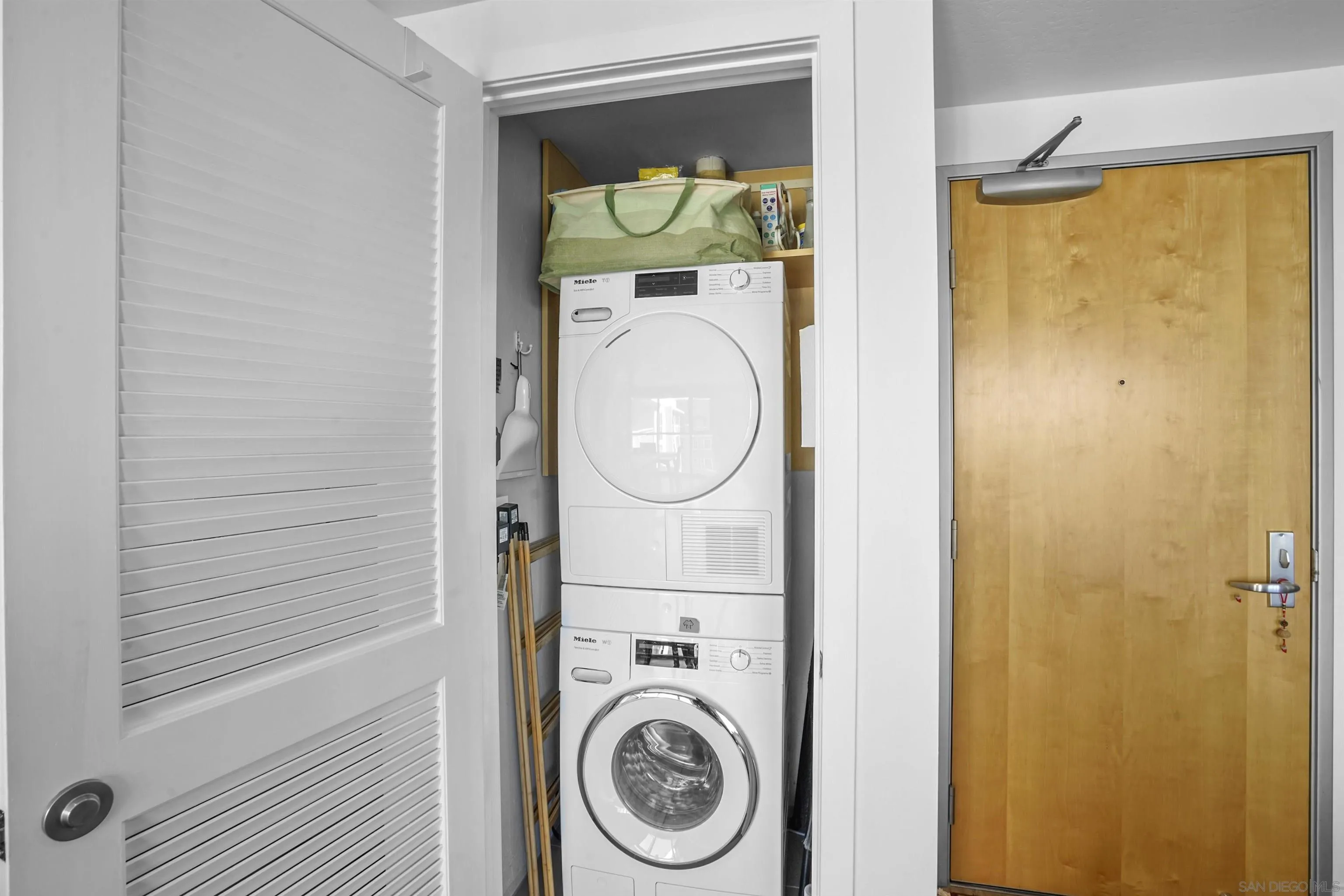 3812 Park Boulevard, Unit 503 San Diego, CA 92103 - Photo 23 of 27