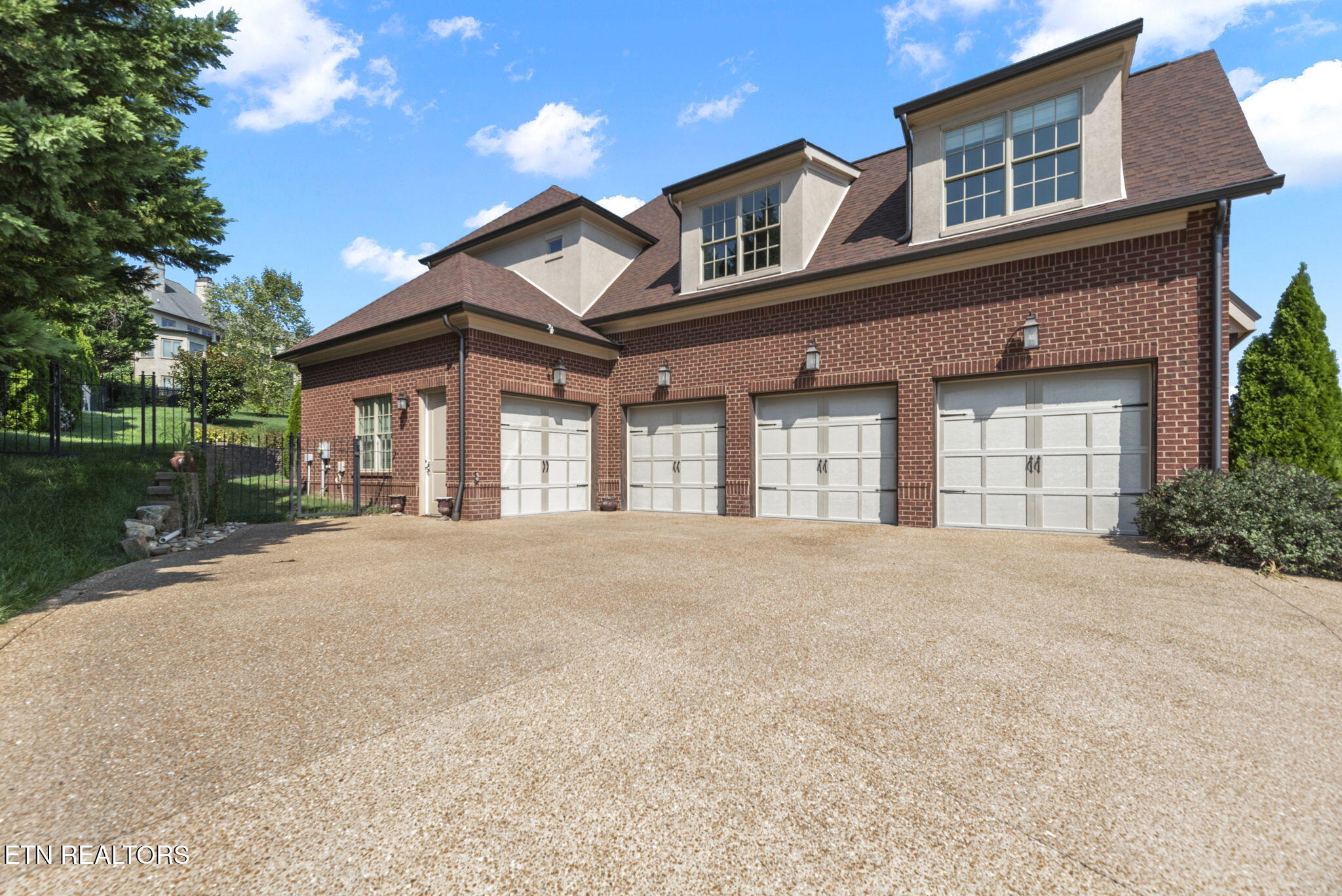 639 Barnsley Road Knoxville, TN 37934 - Photo 4 of 53 91-web-or-mls-Brnsly639 (1)