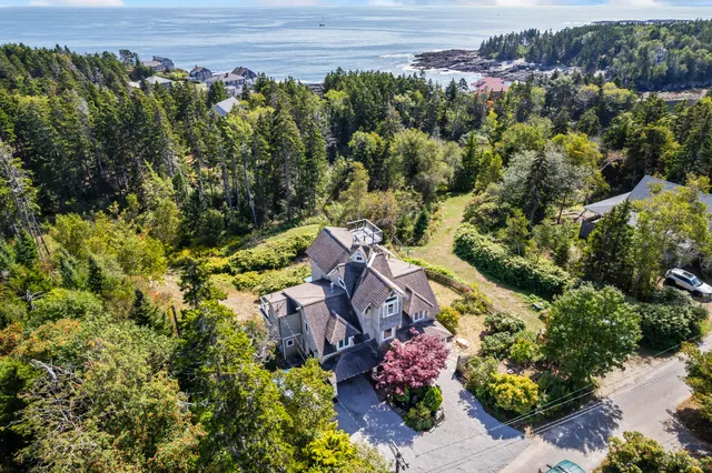 $649,000 | 19 Hugh Avenue, Harpswell, ME 04003